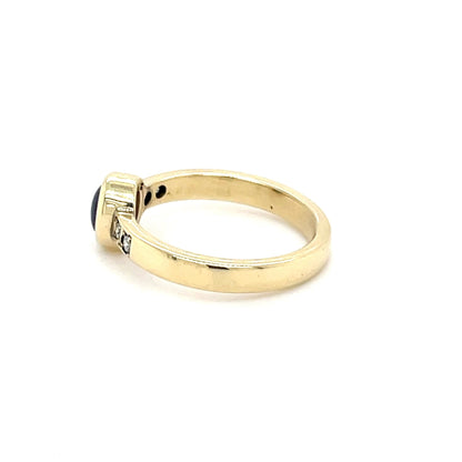 Ring mit 1 Saphir & 4 Diamanten in Gold 585 - JUWEL1